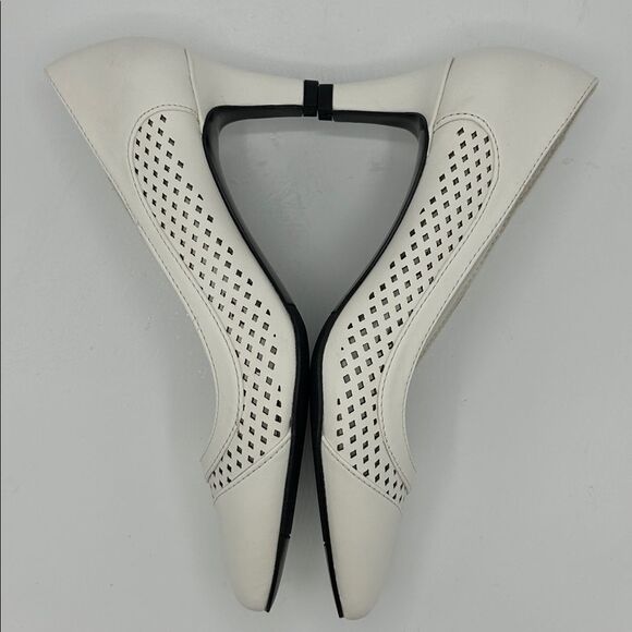 Easy Street Women's Ansen Pointed Toe Pumps Size 6 6M NIB - Picture 9 of 13